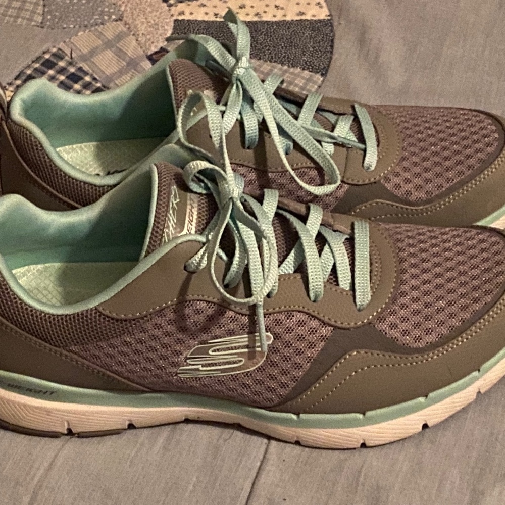 Women’s Turquoise & Gray Sketchers